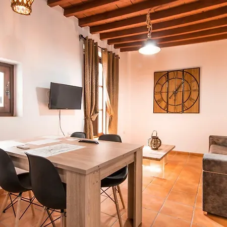 Apartamento Completo Pernaleros Centro Apartment