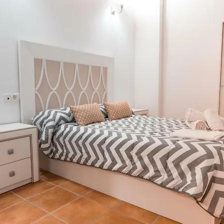 Apartamento Completo Pernaleros Centro *